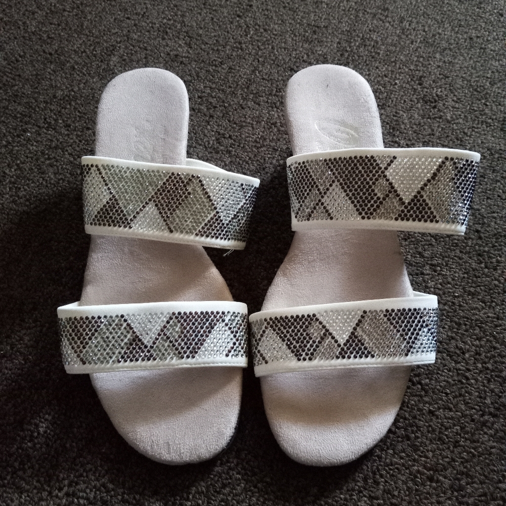 Orex Made In Italy Stylish White and Gray Women's Sandals Sz 6